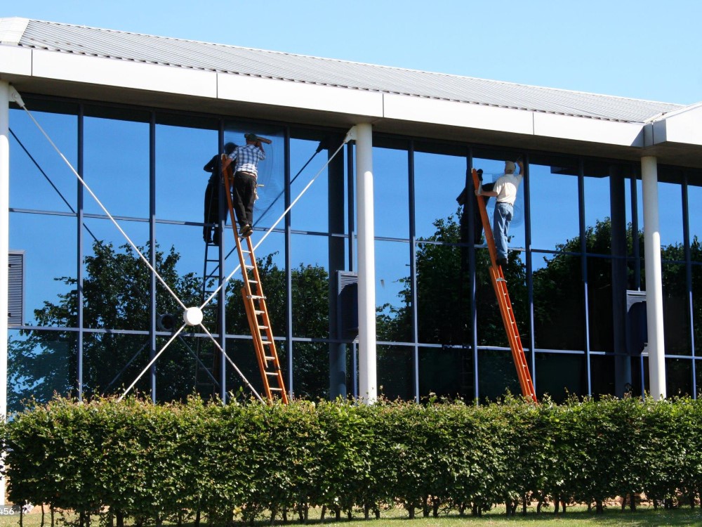 hard water stain removal windows